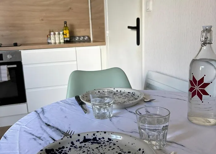 T2 Canal Du Midi Terrasse Et Deco Apaisante Appartement